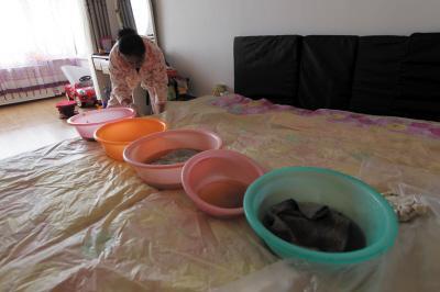 抚州楼上漏水，住户失联，小区没物管，业主维权难！律师来支招……